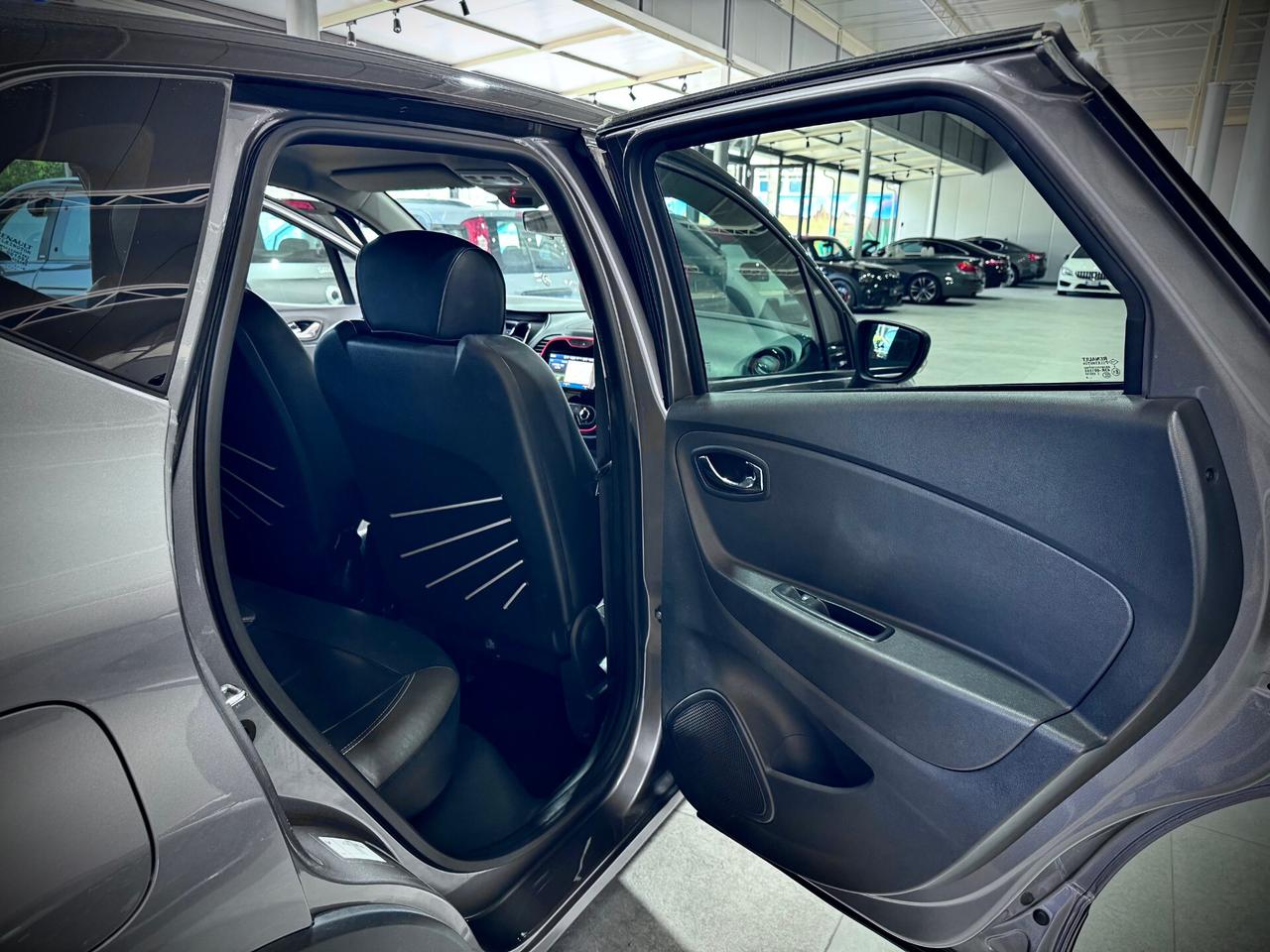 Renault Captur 1.5 dCi 90CV EDC Iconic