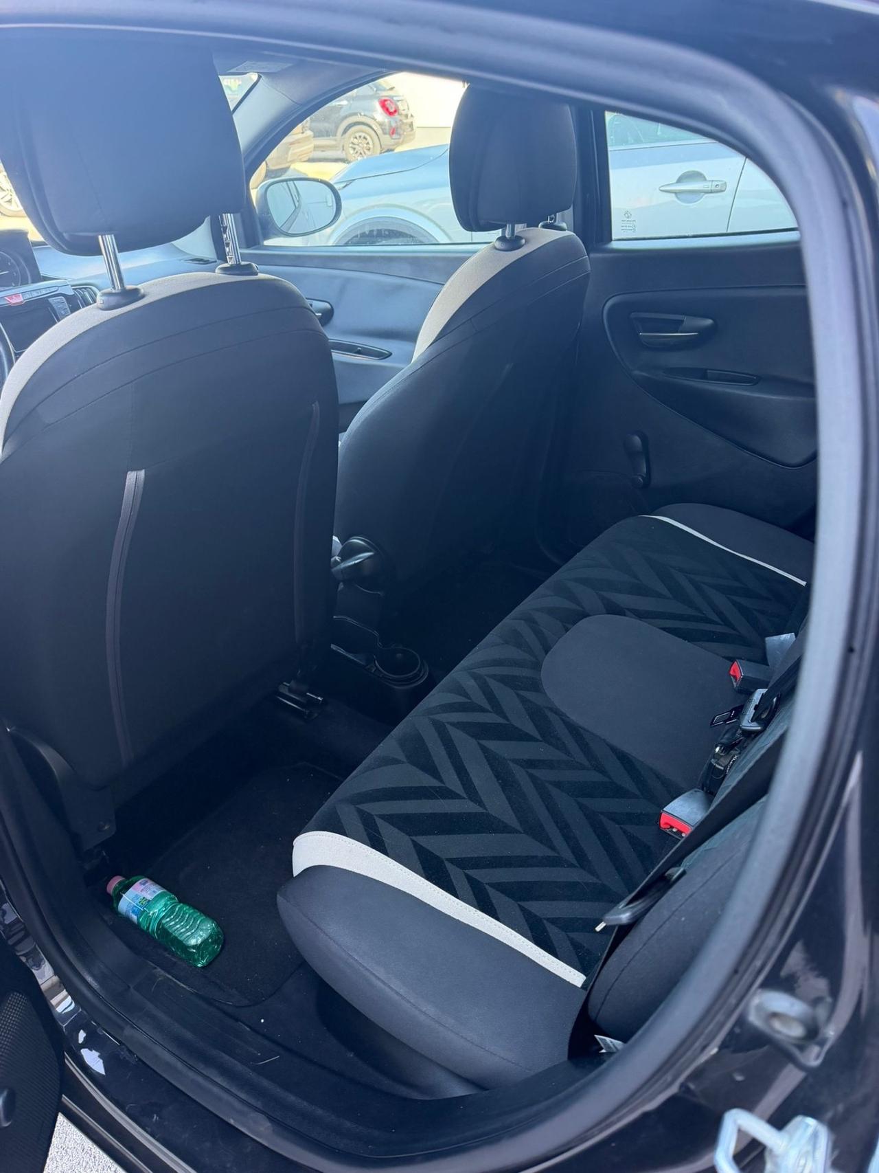 Lancia Ypsilon 1.3 MJT 16V 95 CV 5 porte S&S Gold
