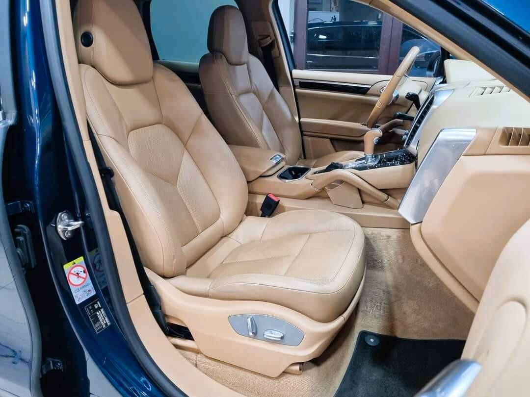Porsche Cayenne 3.0 245cv
