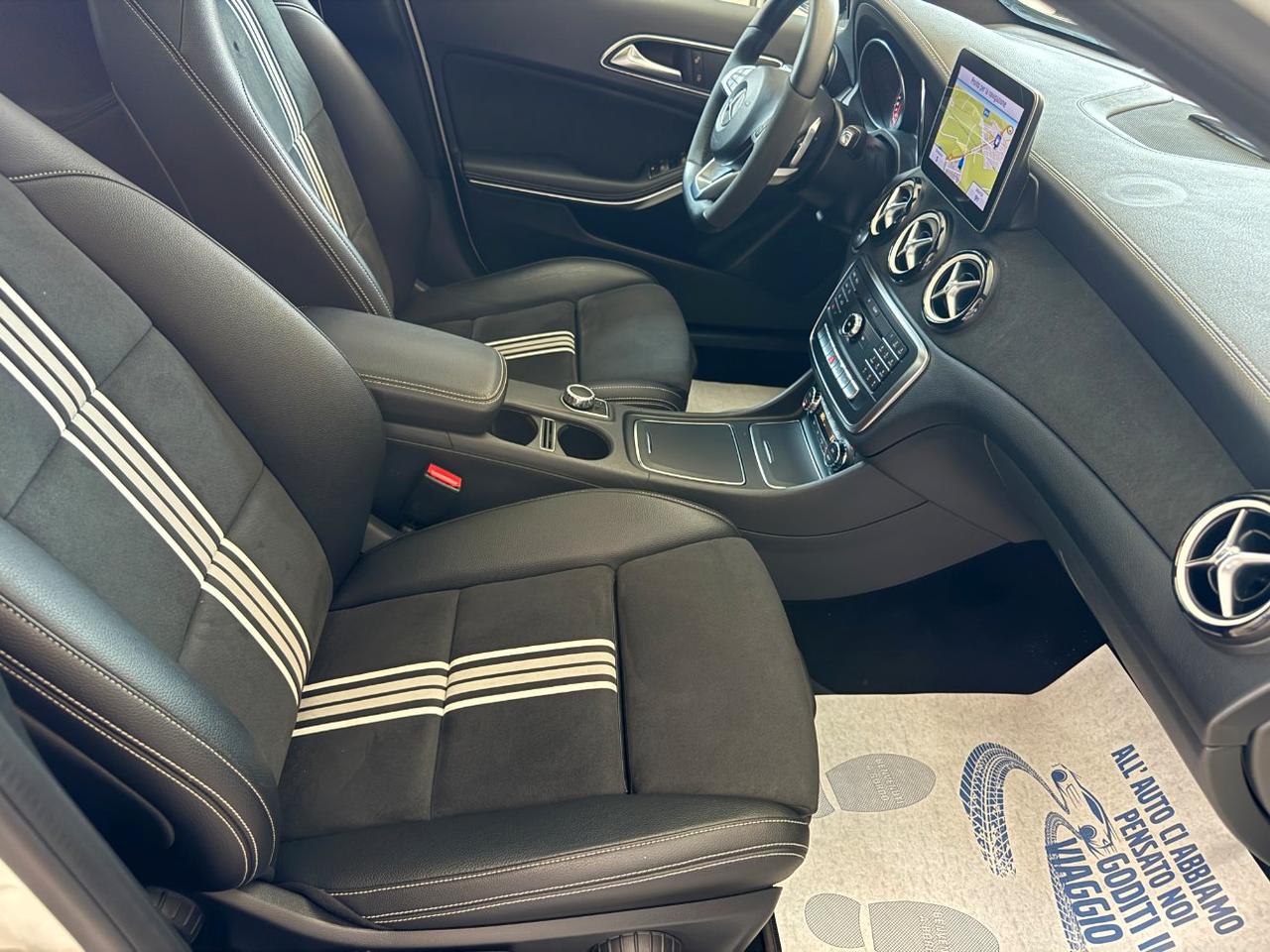 Mercedes A 200 D Premium Force 4Matic 7G-DCT TETTO APRIBILE