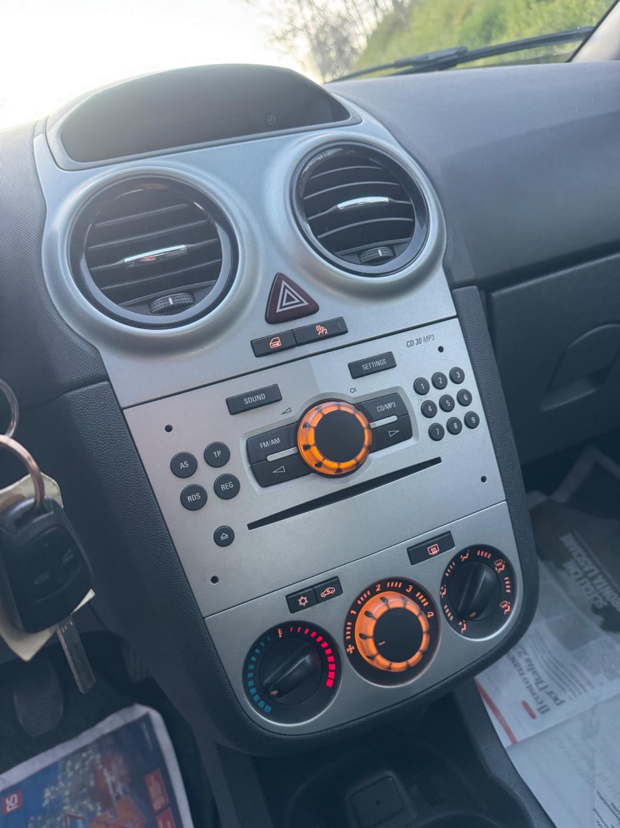 Opel Corsa 1.3 Multijet 75Cv 2011