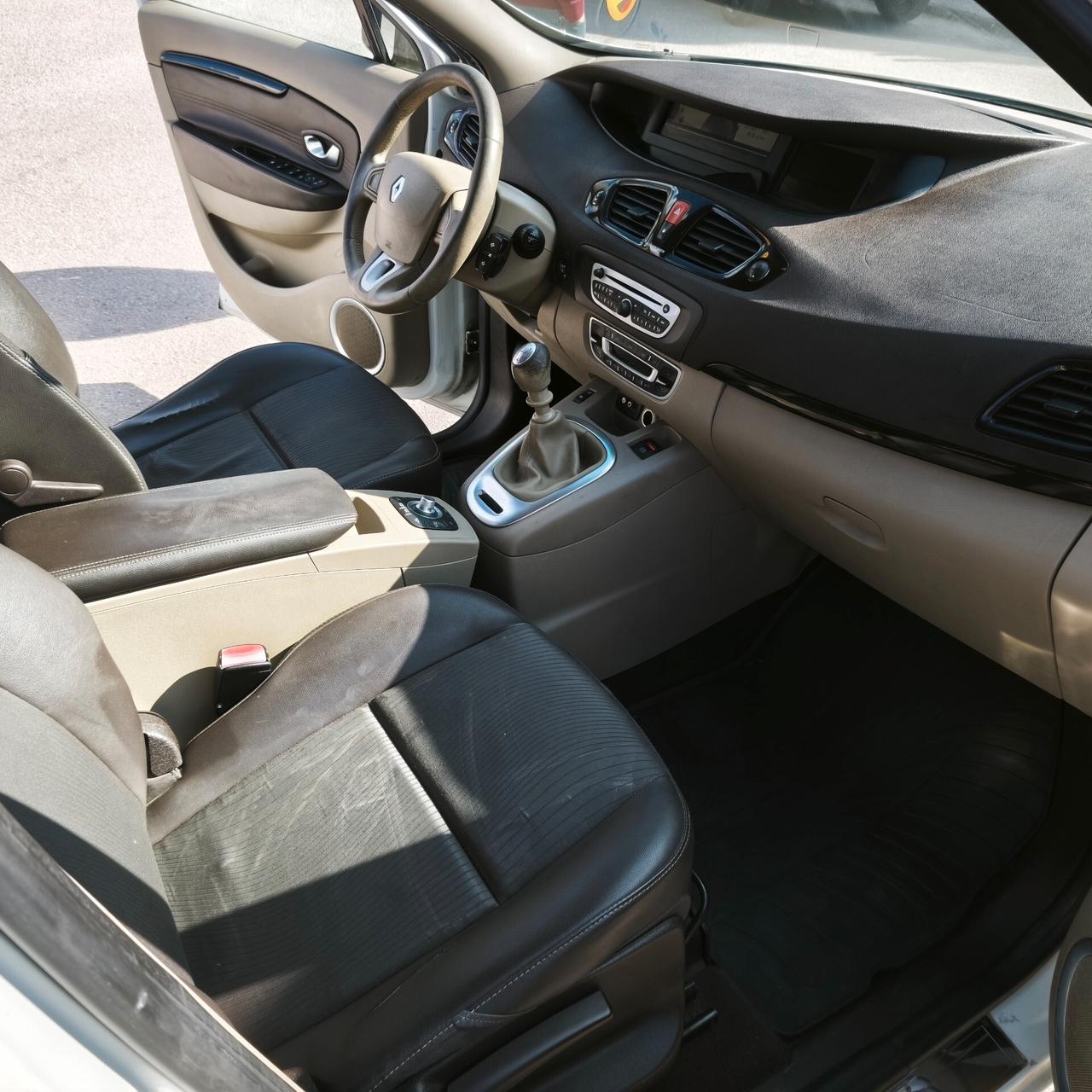 Renault Scenic Scénic 1.9 dCi 130CV Luxe 7 posti