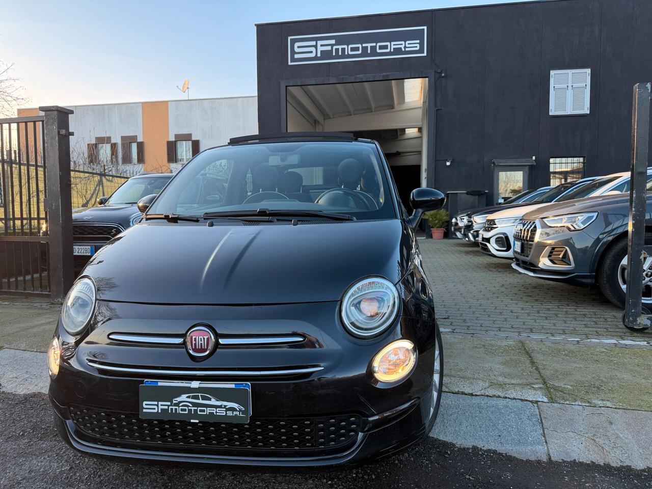 Fiat 500 C 1.0 Hybrid Lounge BLACK EDITION