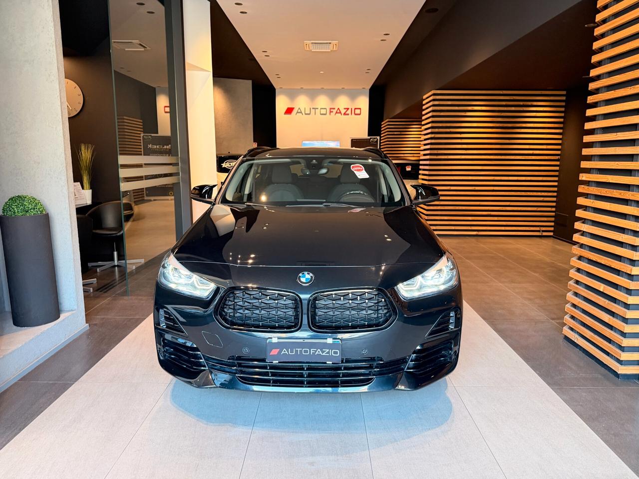 Bmw X2 sDrive18d Business-X