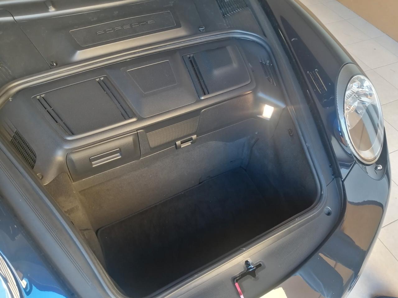 Porsche 911 Carrera 4S Coupé