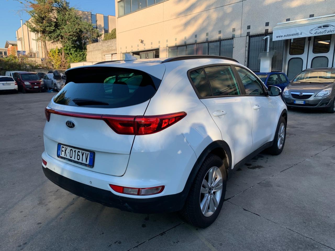 Kia Sportage 1.7 CRDI 141 CV DCT7 2WD Business Class