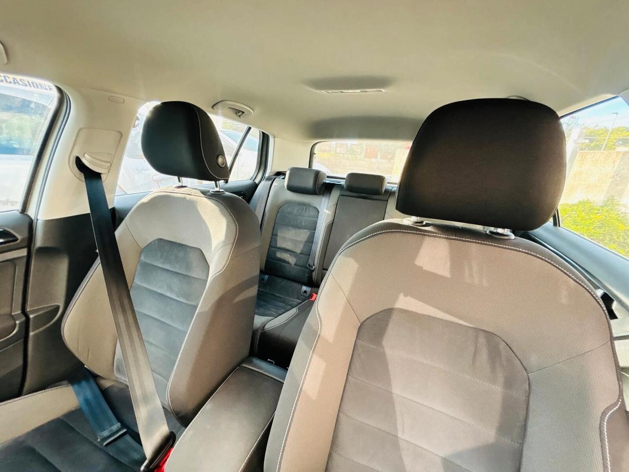Volkswagen Golf 1.6 TDI 5p. Highline BlueMotion Technology