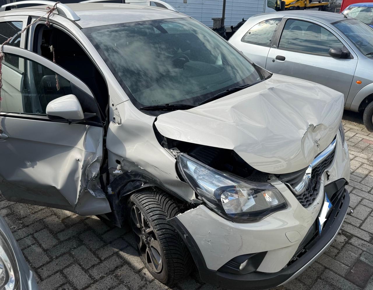 Opel Karl Rocks 1.0 73 CV