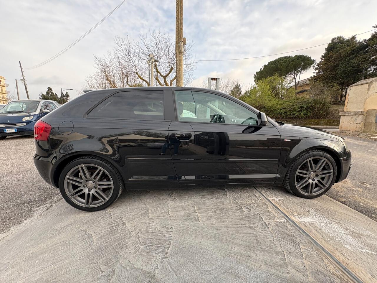 Audi A3 Sline 1.6 TDI 105 CV