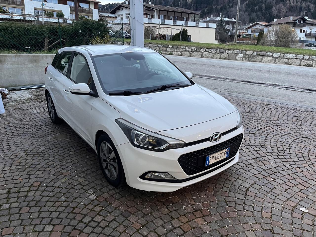 Hyundai i20 1.1 CRDi 12V 5 porte Comfort