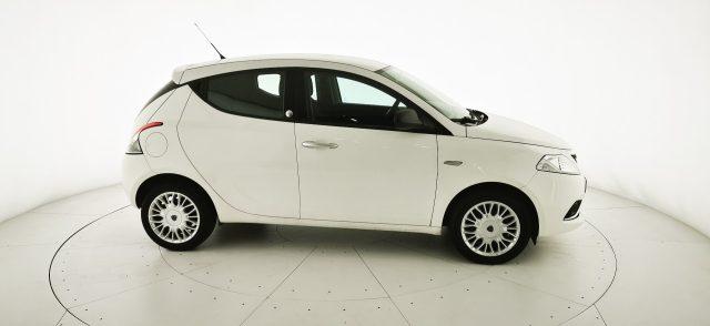 LANCIA Ypsilon 1.2 69 CV 5 porte GPL Ecochic Silver