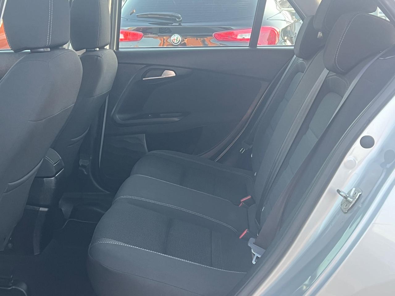 Fiat Tipo 1.6 Mjt S&S SW Lounge