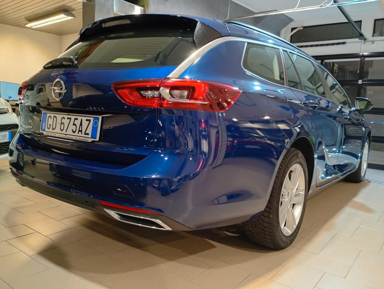 Opel Insignia Station Wagon 174CV Business – Prezzo Promo €9.900
