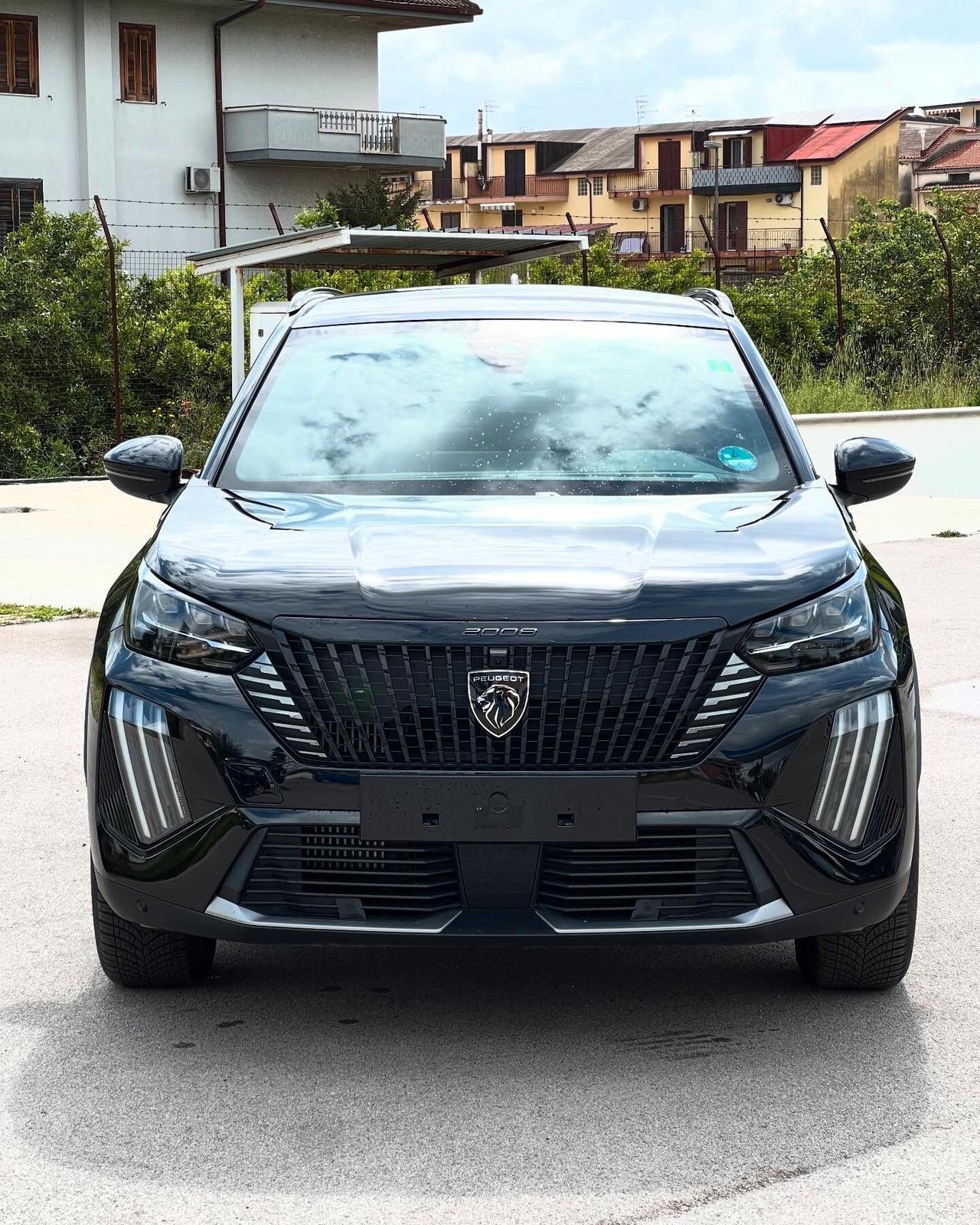 Peugeot 2008 Hybrid 145 e-DCS6 GT