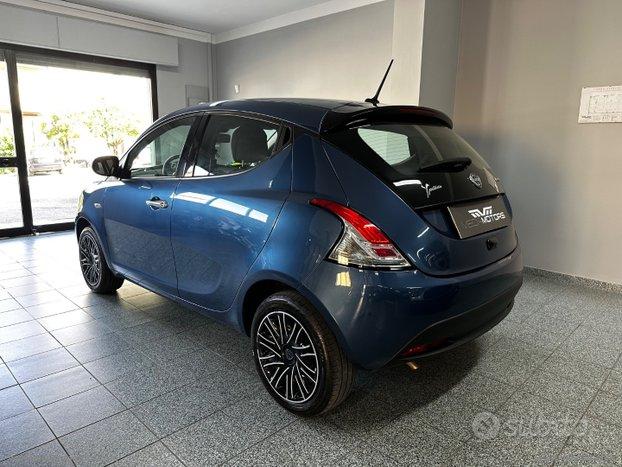 LANCIA Ypsilon 1.0 FireFly 5p. S&S Hybrid Oro