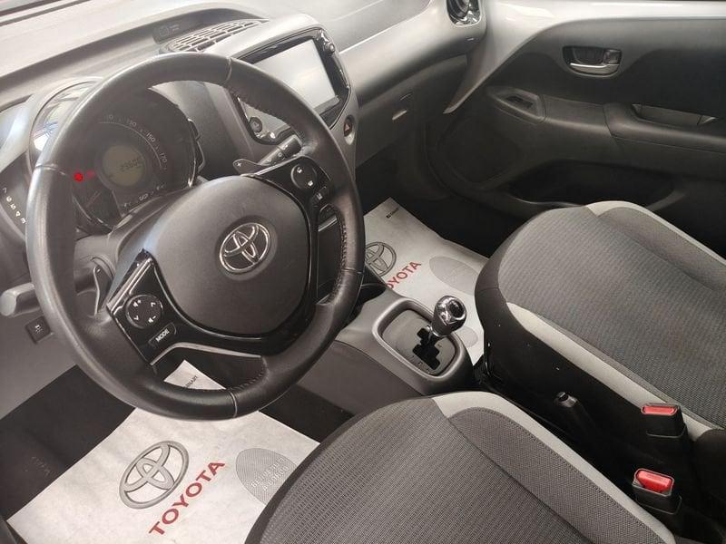 Toyota Aygo Aygo Connect 1.0 VVT-i 72 CV 5 porte x-wave MMT