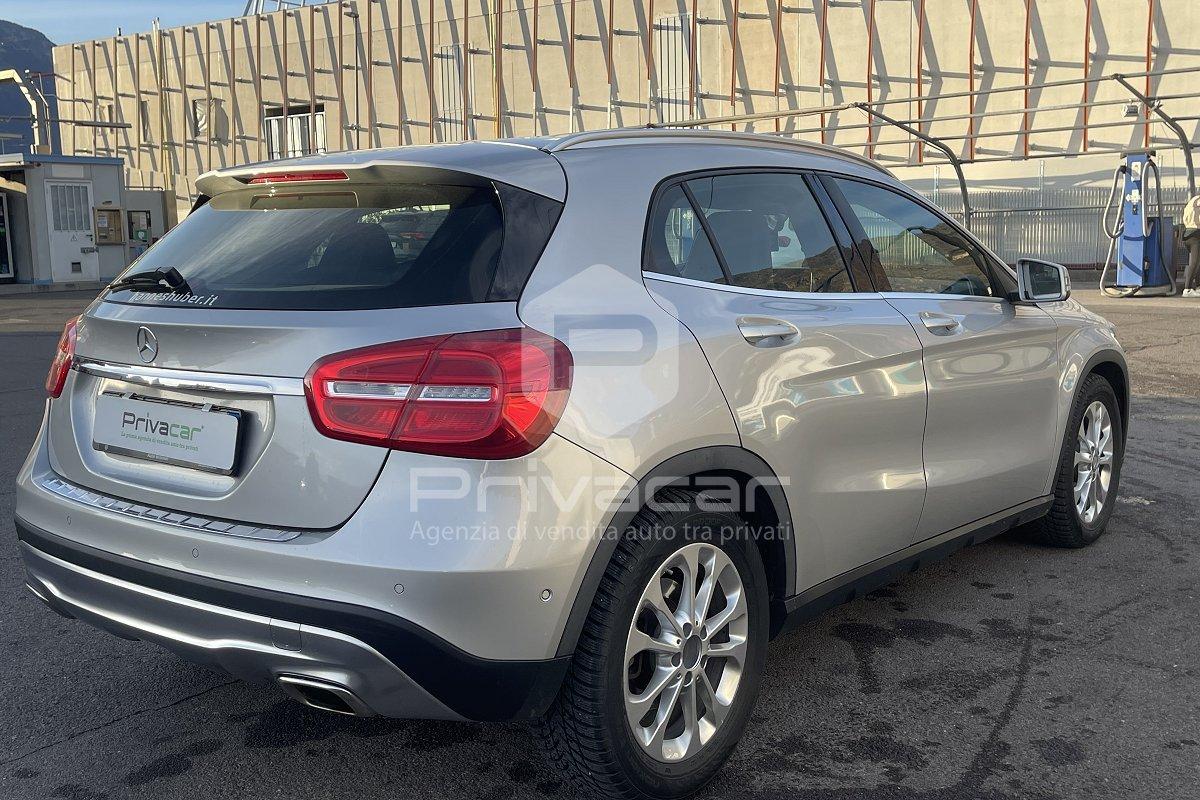 MERCEDES GLA 200 d Automatic 4Matic Premium