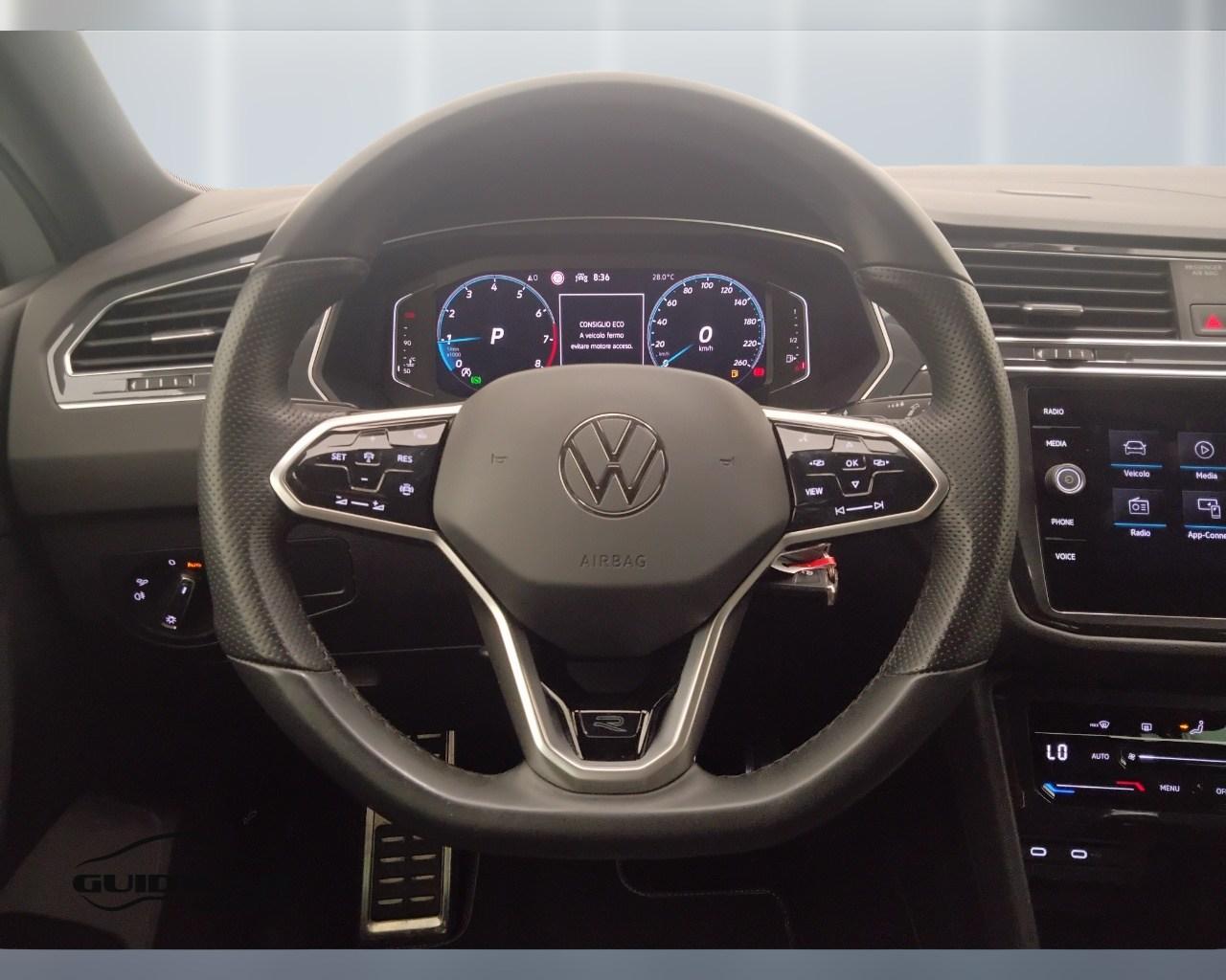 VOLKSWAGEN Tiguan II 2021 - Tiguan 1.5 tsi R-Line 150cv dsg