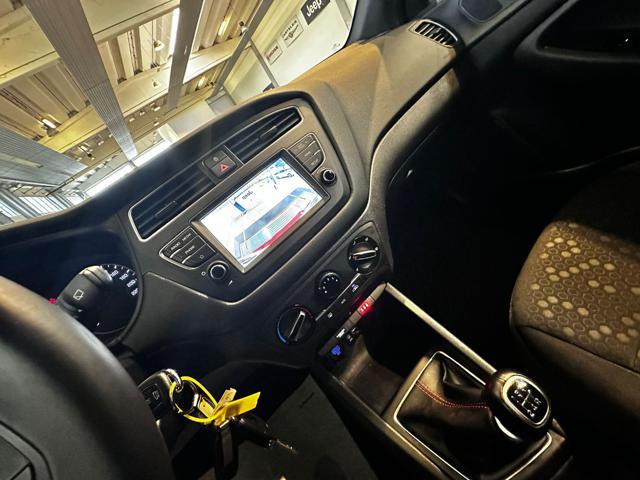 HYUNDAI i20 1.2 5 porte Econext Connectline"GPL"