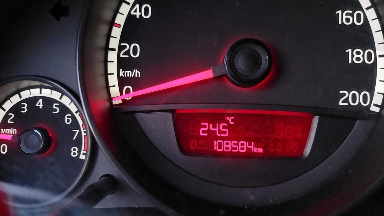 VOLKSWAGEN UP- NEOPATENTATI- UNICO PROPRIETARIO