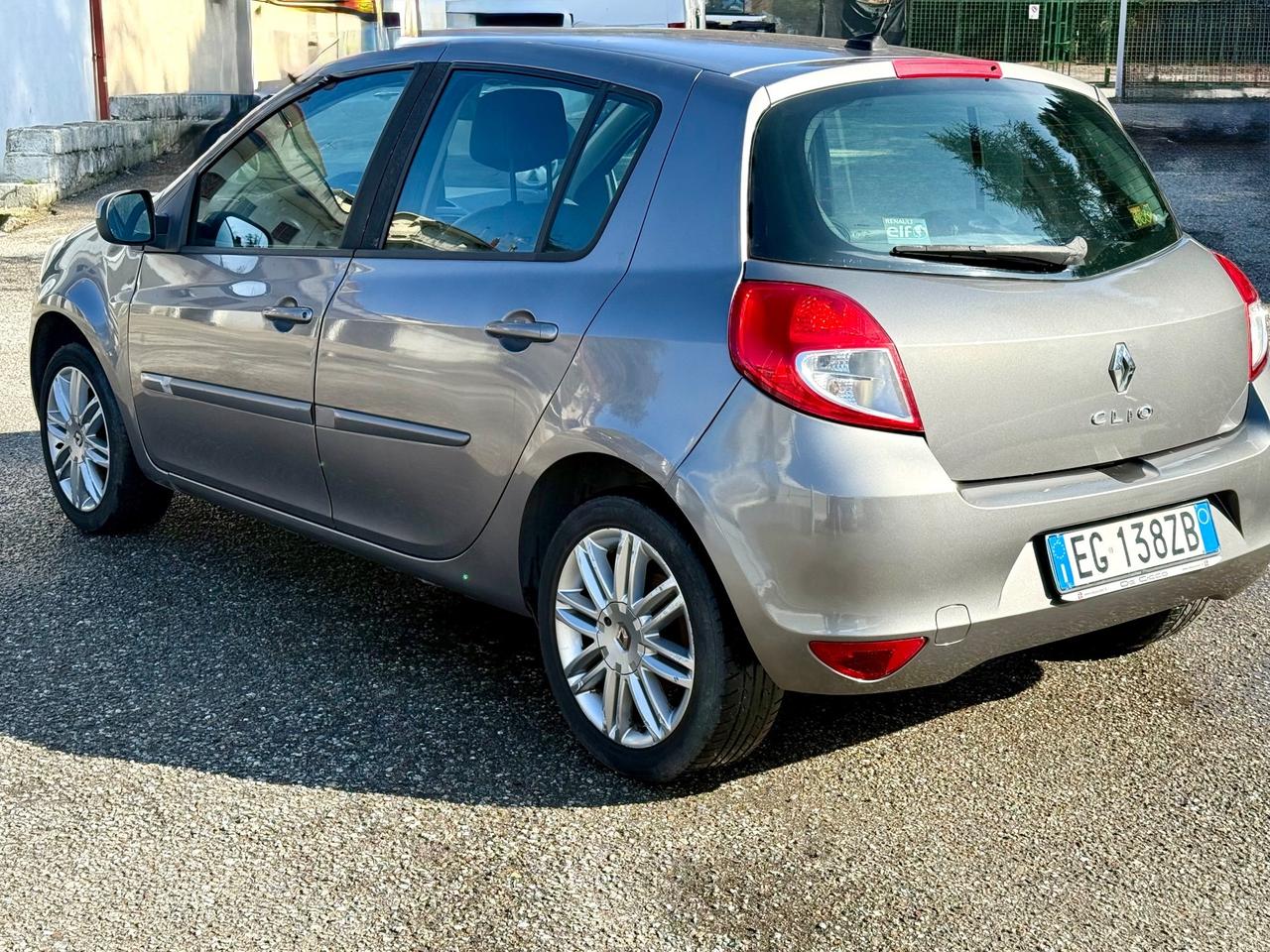 Renault Clio 1.2 16V 5 porte Live!