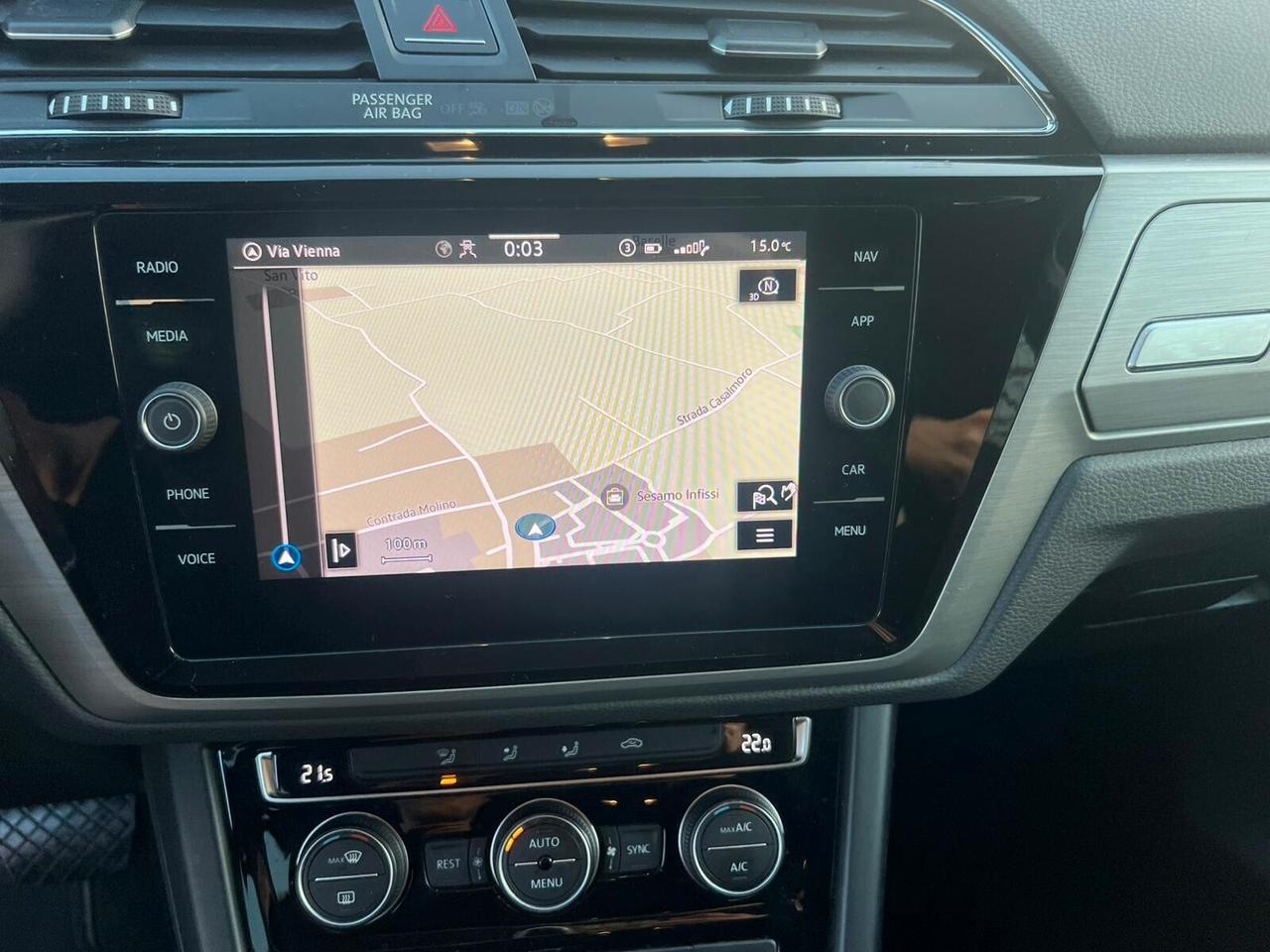 Volkswagen Touran 2.0 TDI 150 CV DSG BlueMotion Technology restyling