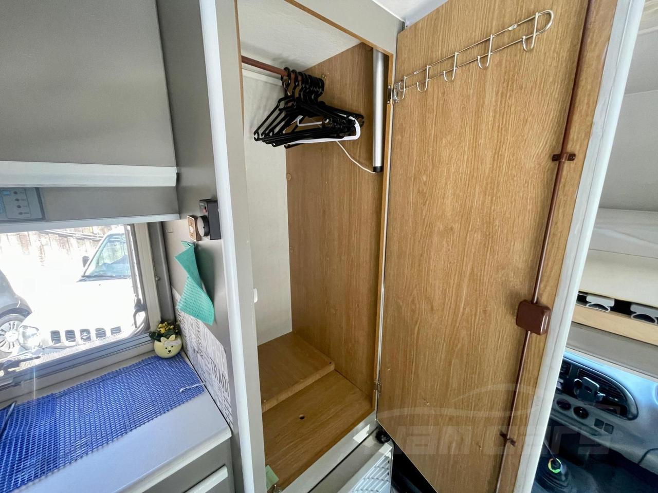 Ford TRANSIT 120 s 2.5