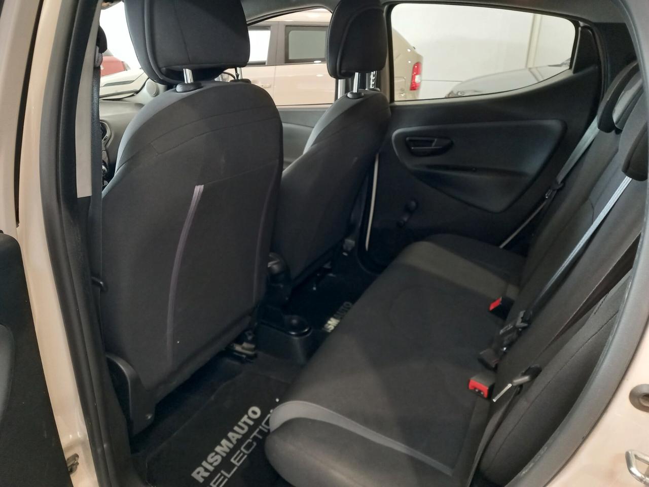 Lancia Ypsilon 1.2 69 CV 5 porte GPL Ecochic Platinum