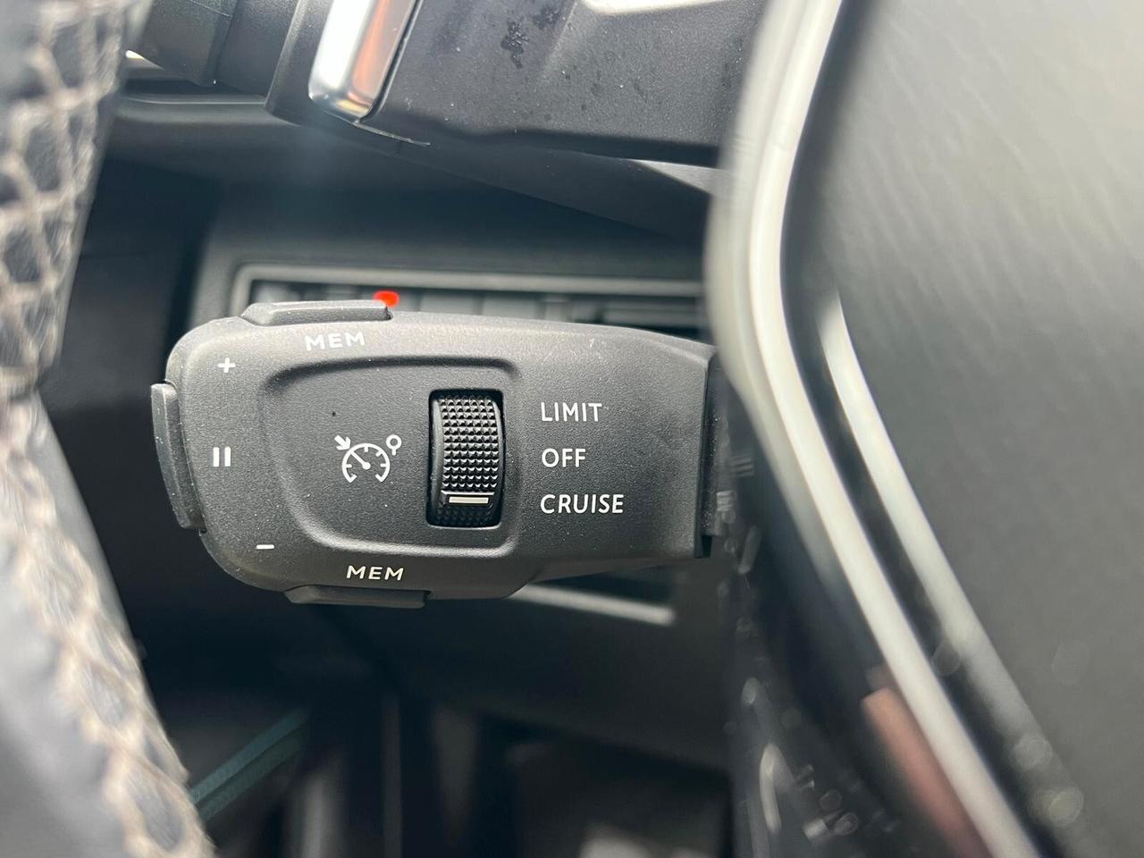 Peugeot 5008 HDi 7 posti 130 EAT8 Allure Pack