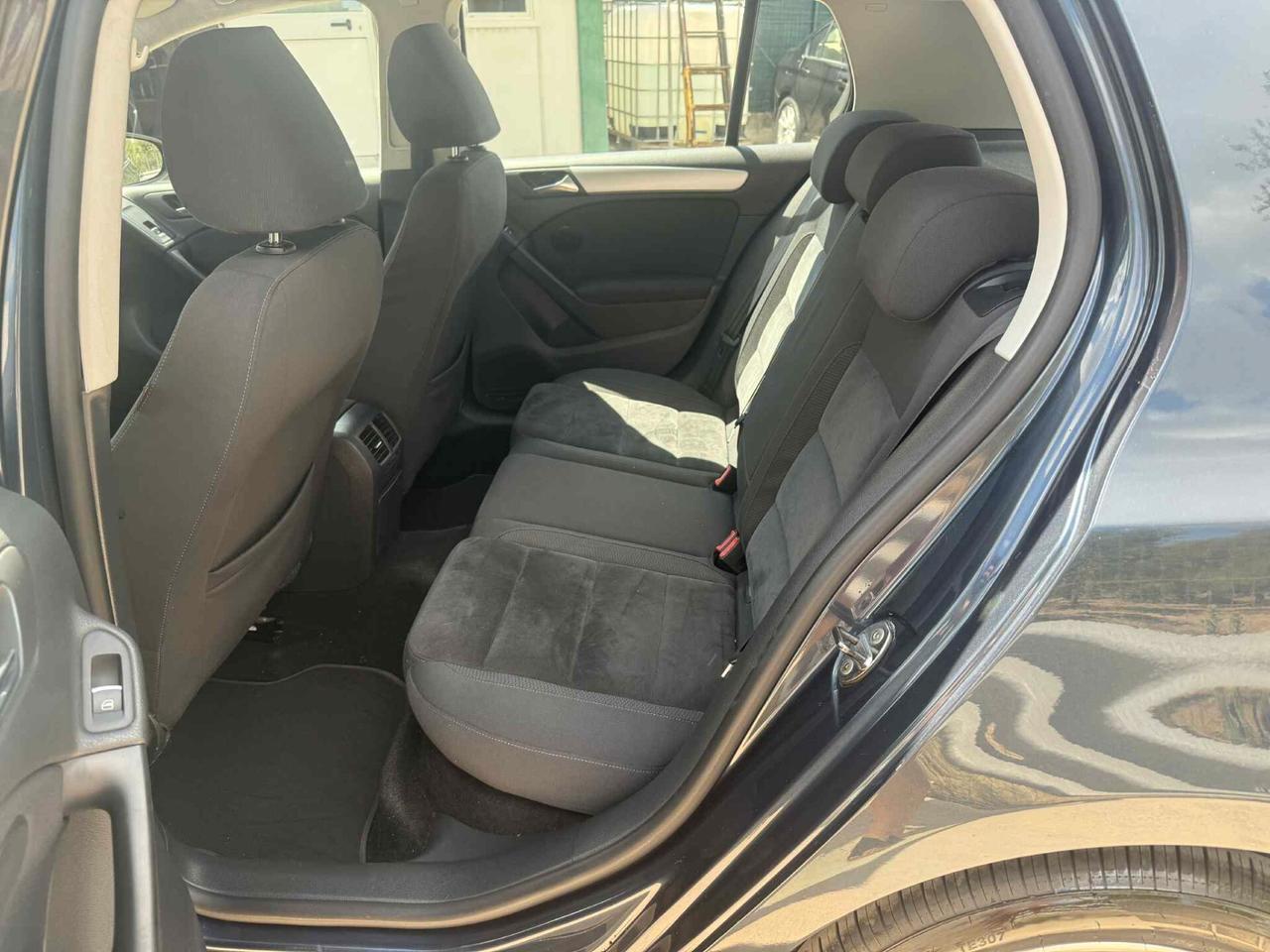 Volkswagen Golf 1.6 TDI 105 cv Highline DISTRIB OK 2011