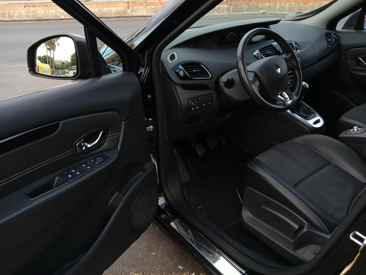 RenaultScénic XMod 1.5 dCi 110CV