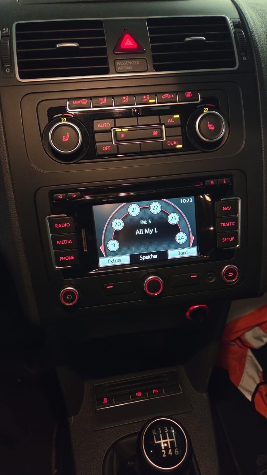 Volkswagen Touran Business 2.0 TDI 140 CV Highline