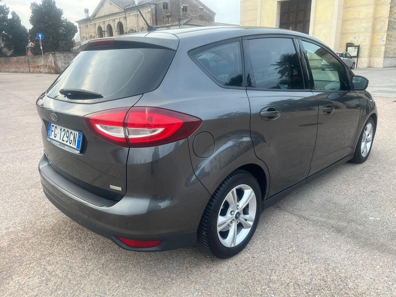 Ford C-Max 1.0 benzina neopatentati 2016 garanzia