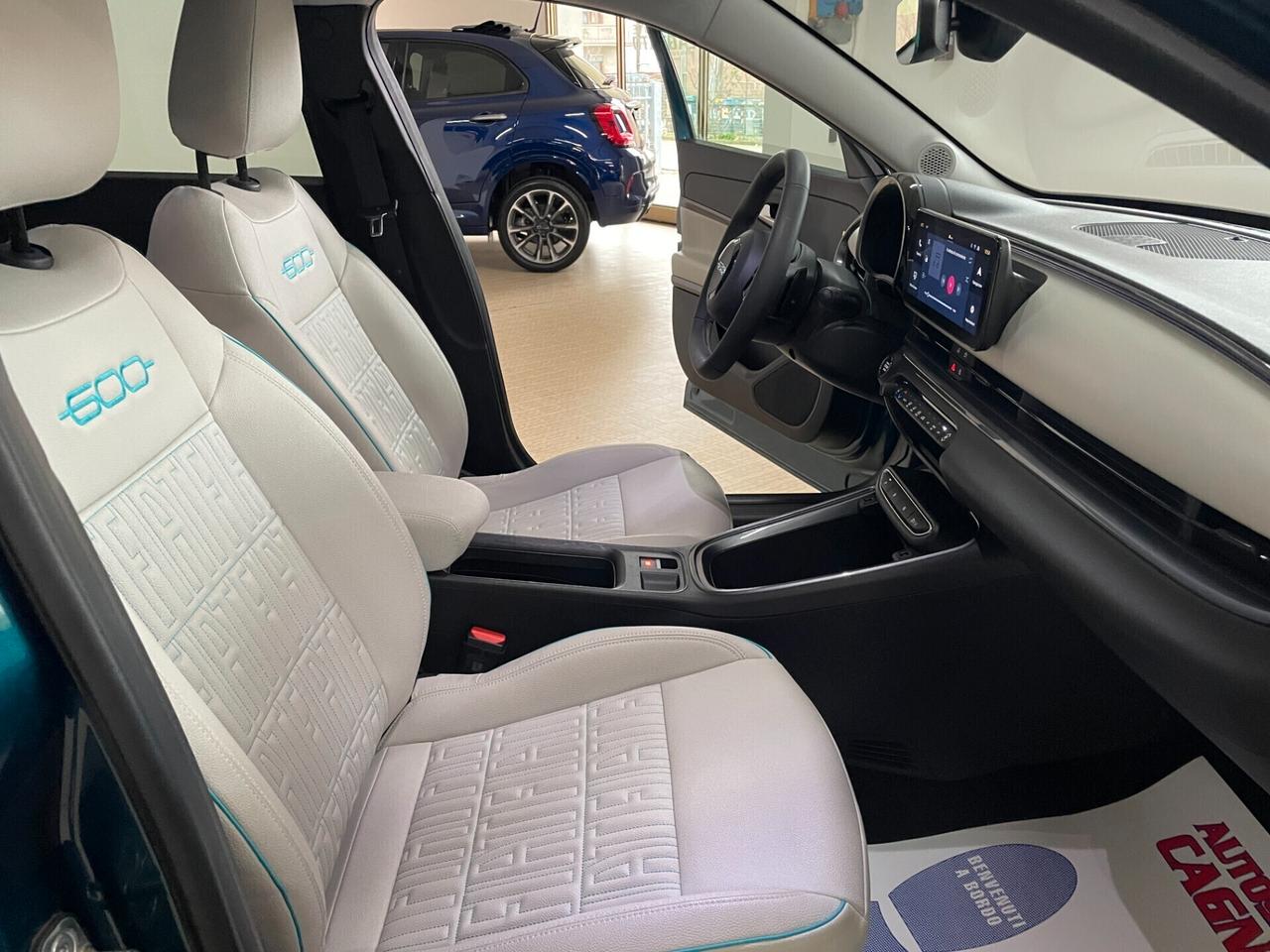 Fiat 600 Hybrid 110 CV DCT MHEV La Prima II Prezzo vero Fulloptional