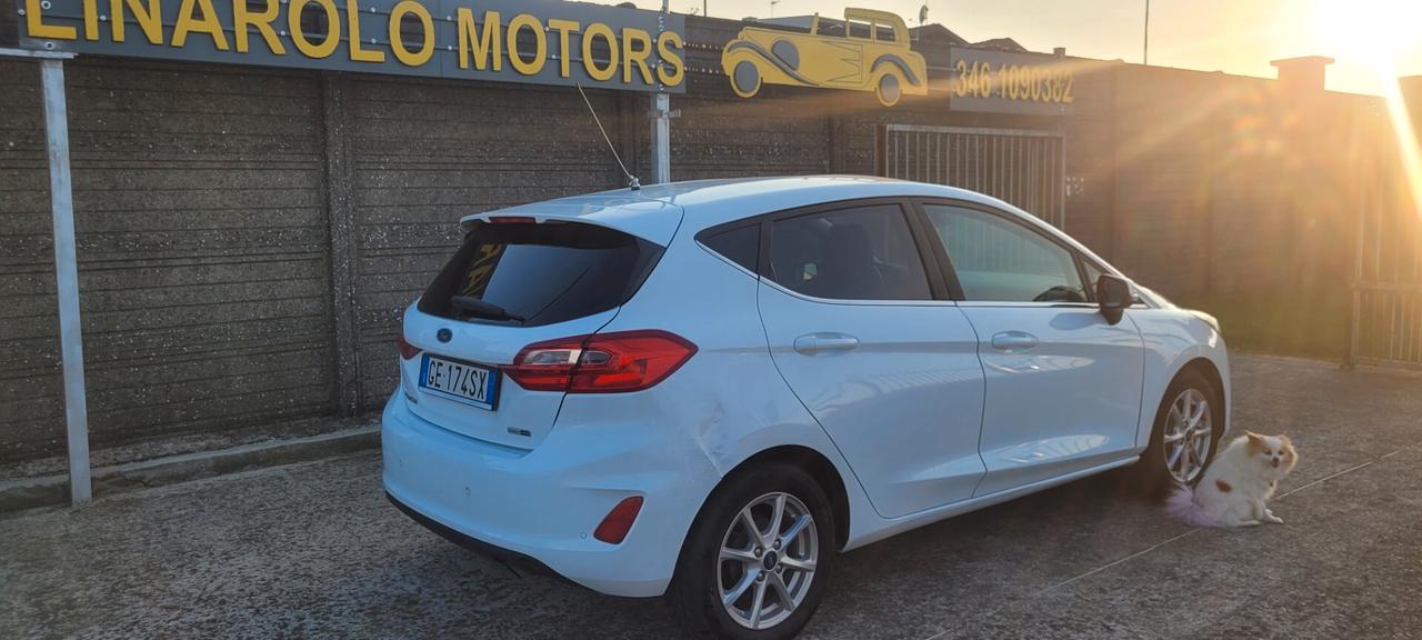 Ford Fiesta 1.0 Ecoboost Hybrid 125 CV 5 porte Titanium