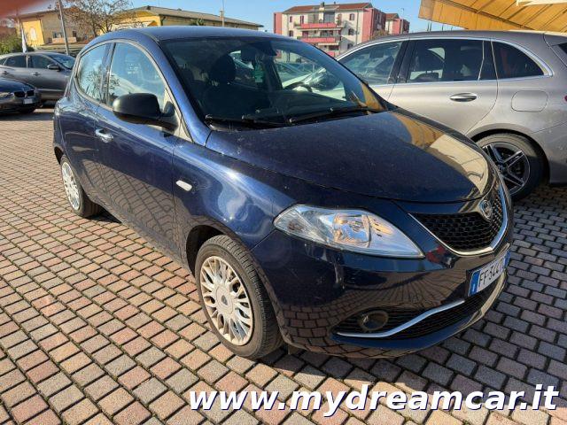 LANCIA Ypsilon 1.2 69 CV 5 porte GPL Ecochic Gold