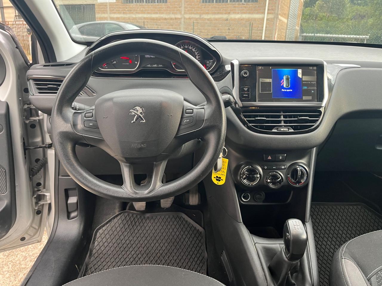 Peugeot 208 1.4 HDi 68 CV 5 porte Business