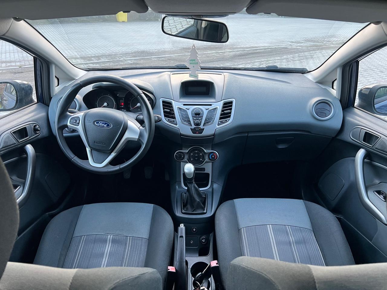 Ford Fiesta 1.4 5 porte Bz.- GPL Titanium