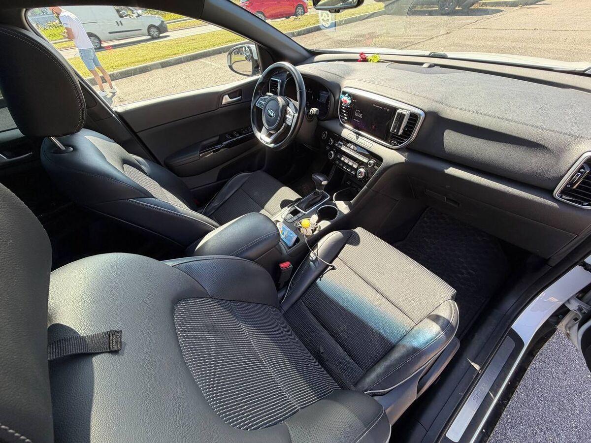 Kia Sportage 1.6 crdi mhev GT Line Panorama Sunroof pack awd 136cv dct