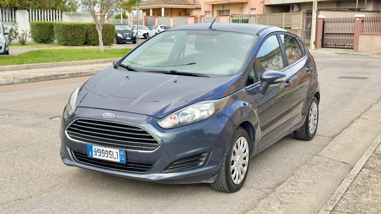 Ford Fiesta 1.2 60CV 5 porte Titanium