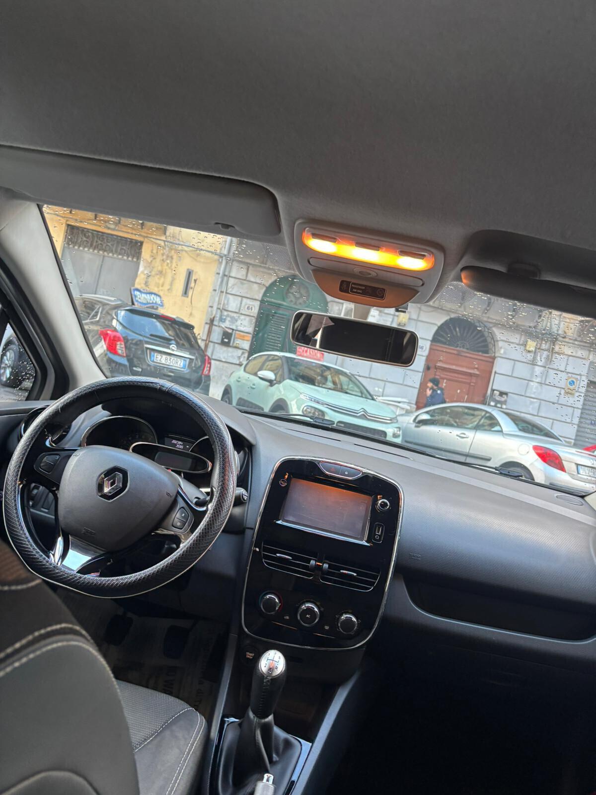 Renault Clio 1.2 75CV GPL 5 porte Live FINANZIABILE NEOPATENTATI