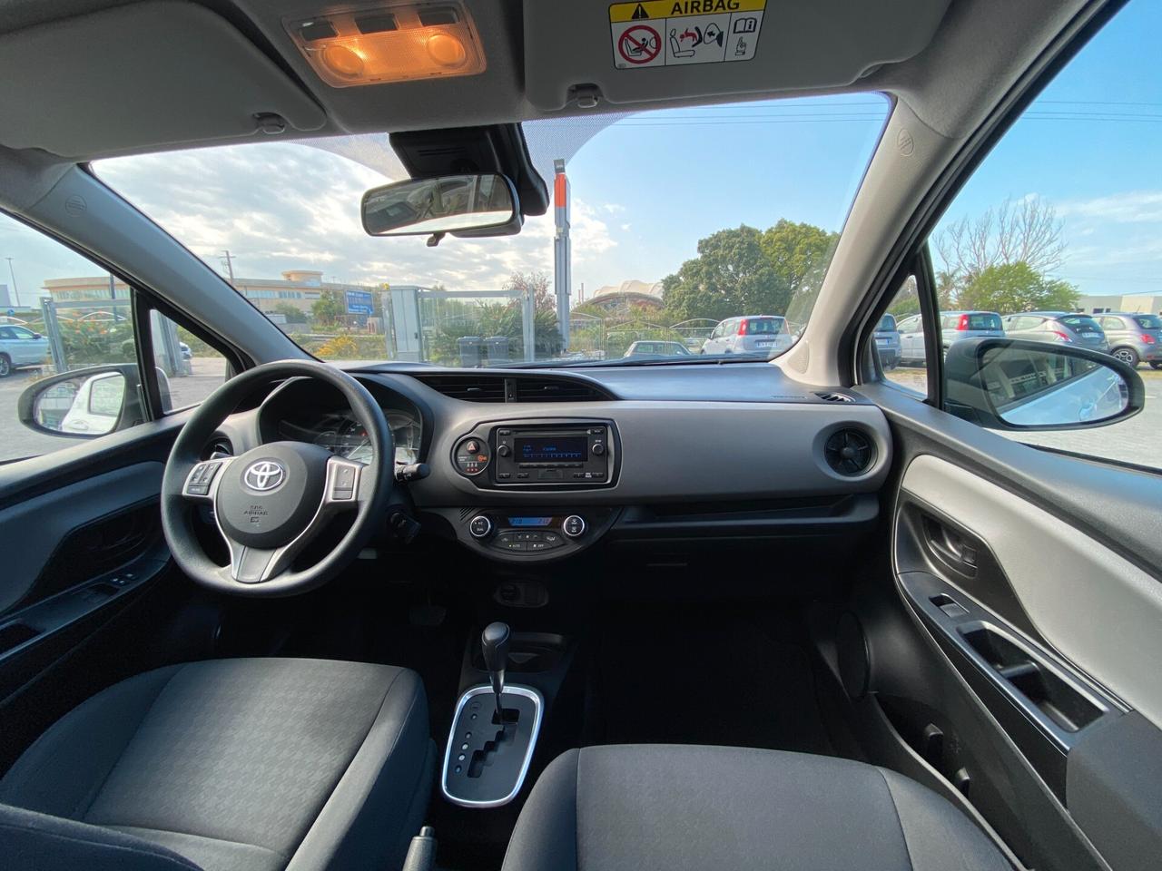 Toyota Yaris 1.5h Cool