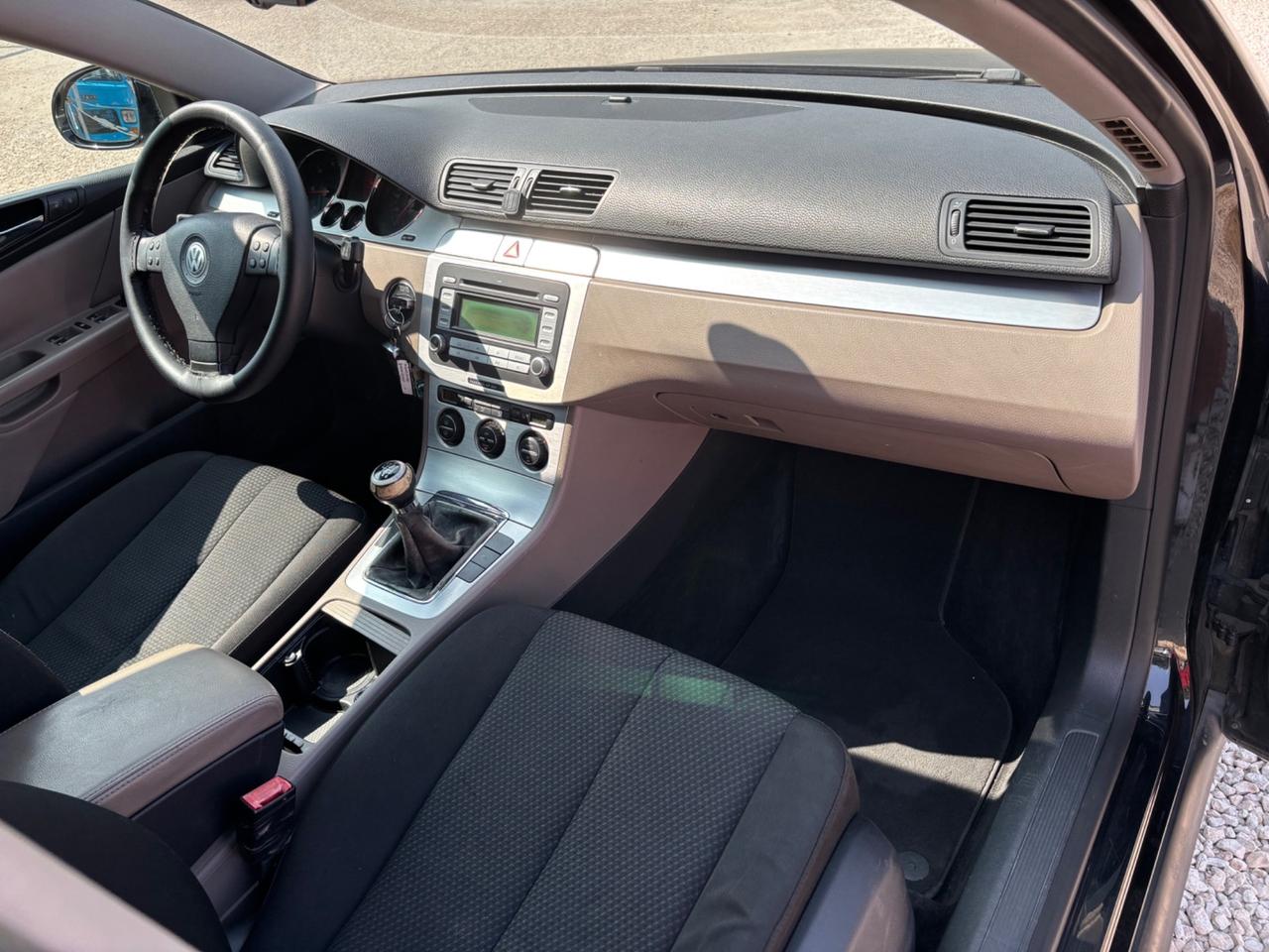 Volkswagen Passat 2.0 TDI DPF Var. Highline
