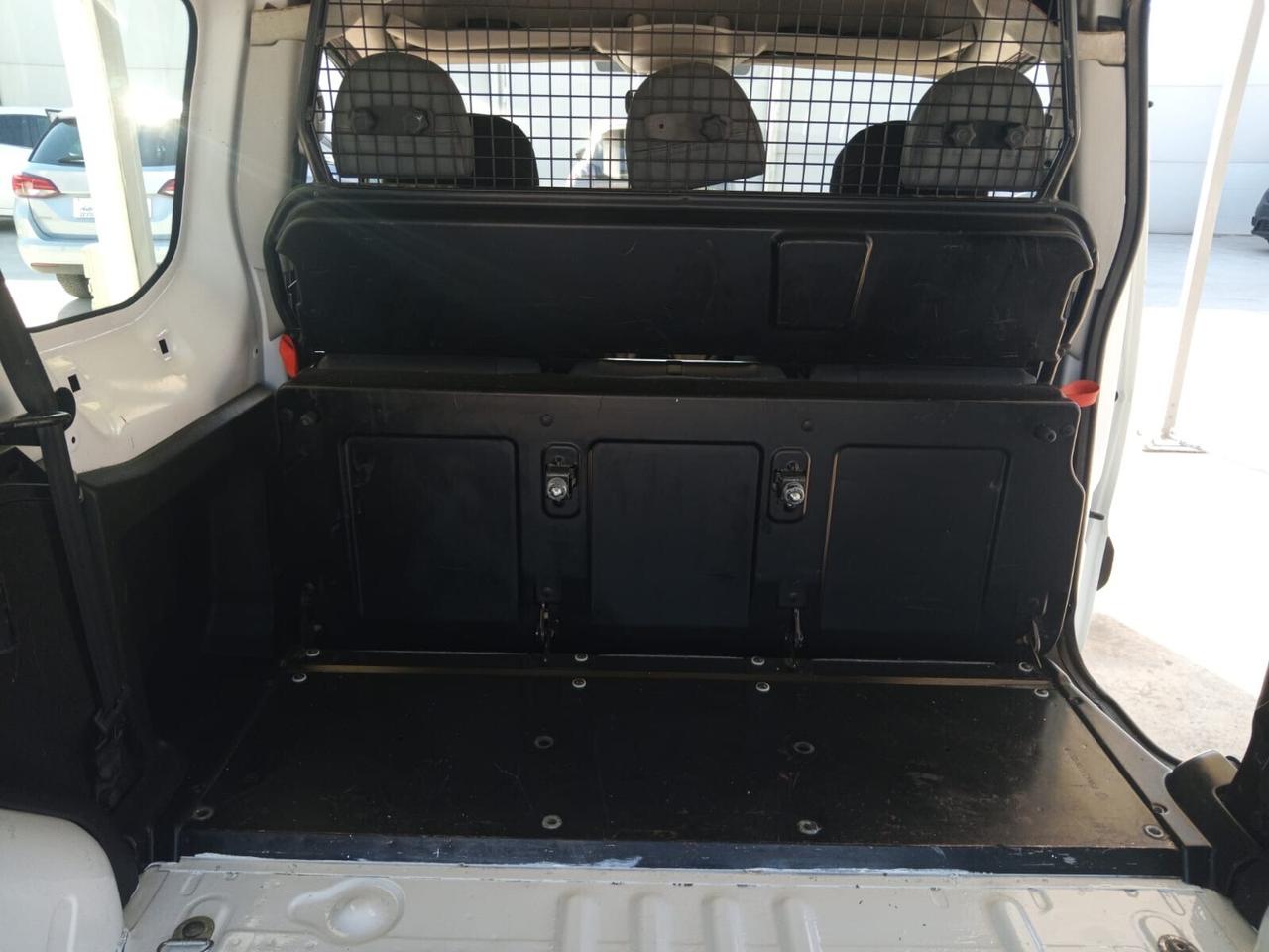 Partner MAX 1.6 DISEL C.V 100 POSTI 5 AUTOCARRO PERFETTO QUAL PROVA