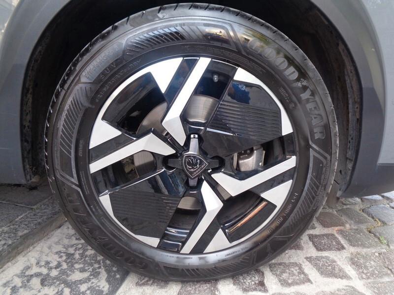 Peugeot 2008 BlueHDi 130 S&S EAT8 GT