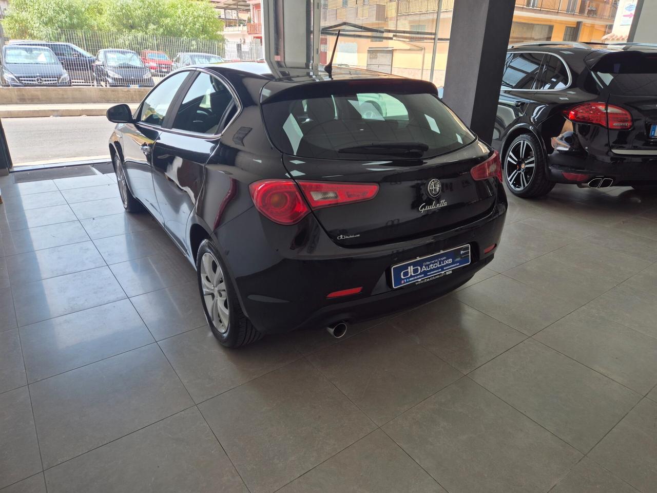 Alfa Romeo Giulietta 1.6 JTDm-2 105 CV Distinctive