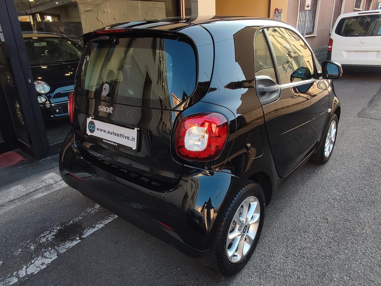 Smart ForTwo 70 1.0 Passion Solo km 31.517 certicati!