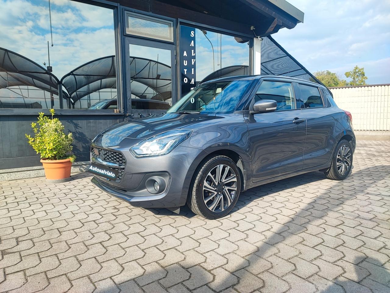 Suzuki Swift 1.2 Hybrid Top FULL-LED
