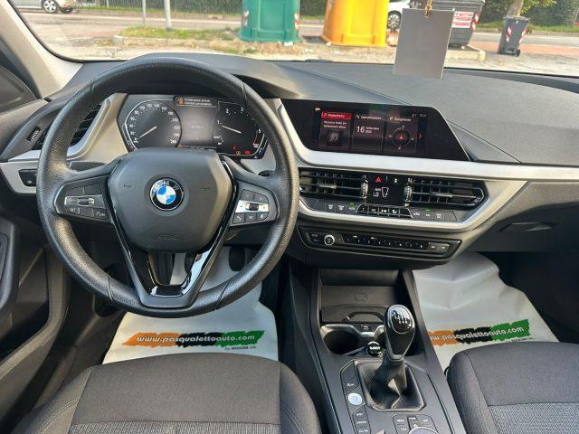 BMW 118 d 5p. Advantage