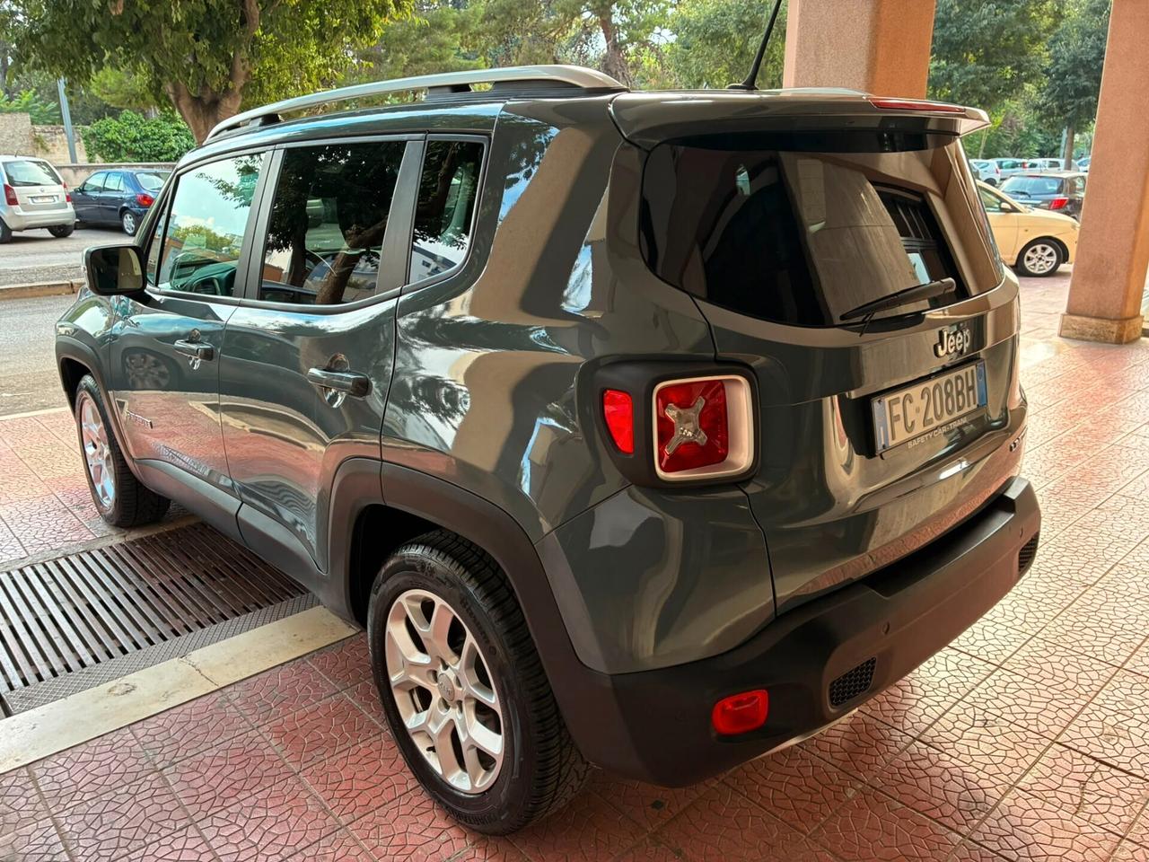 Jeep Renegade1.6Mjt120CV Limited perfetta garantita-16